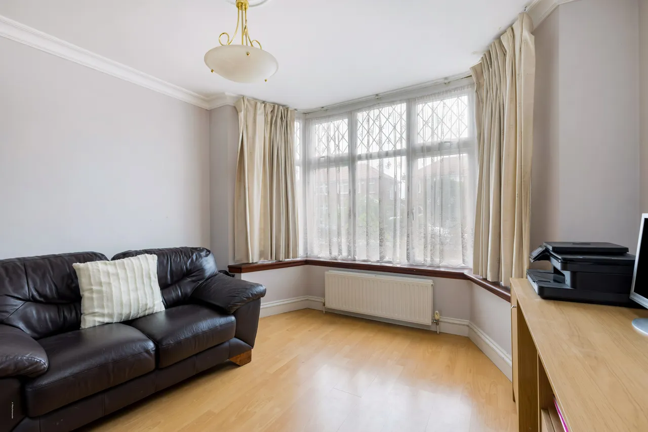 Peareswood Gardens, Stanmore, HA7, photo 15