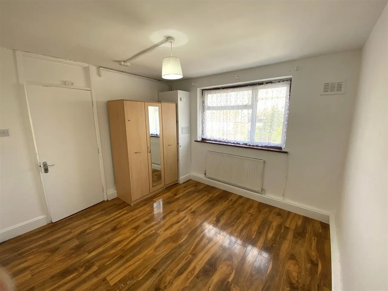 Norwood Road, Southall, photo 7