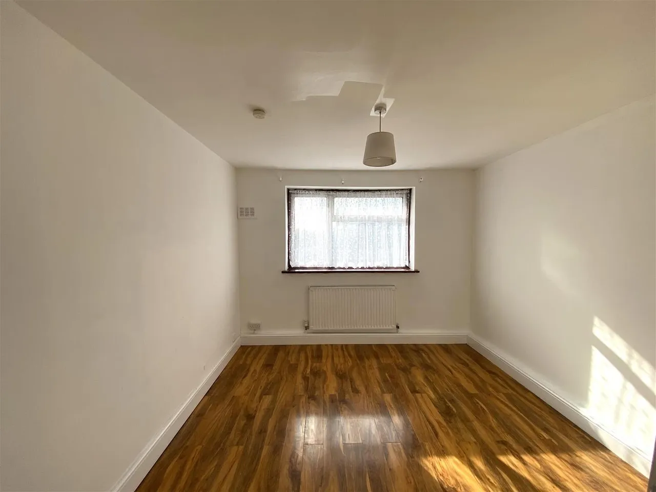 Norwood Road, Southall, photo 6