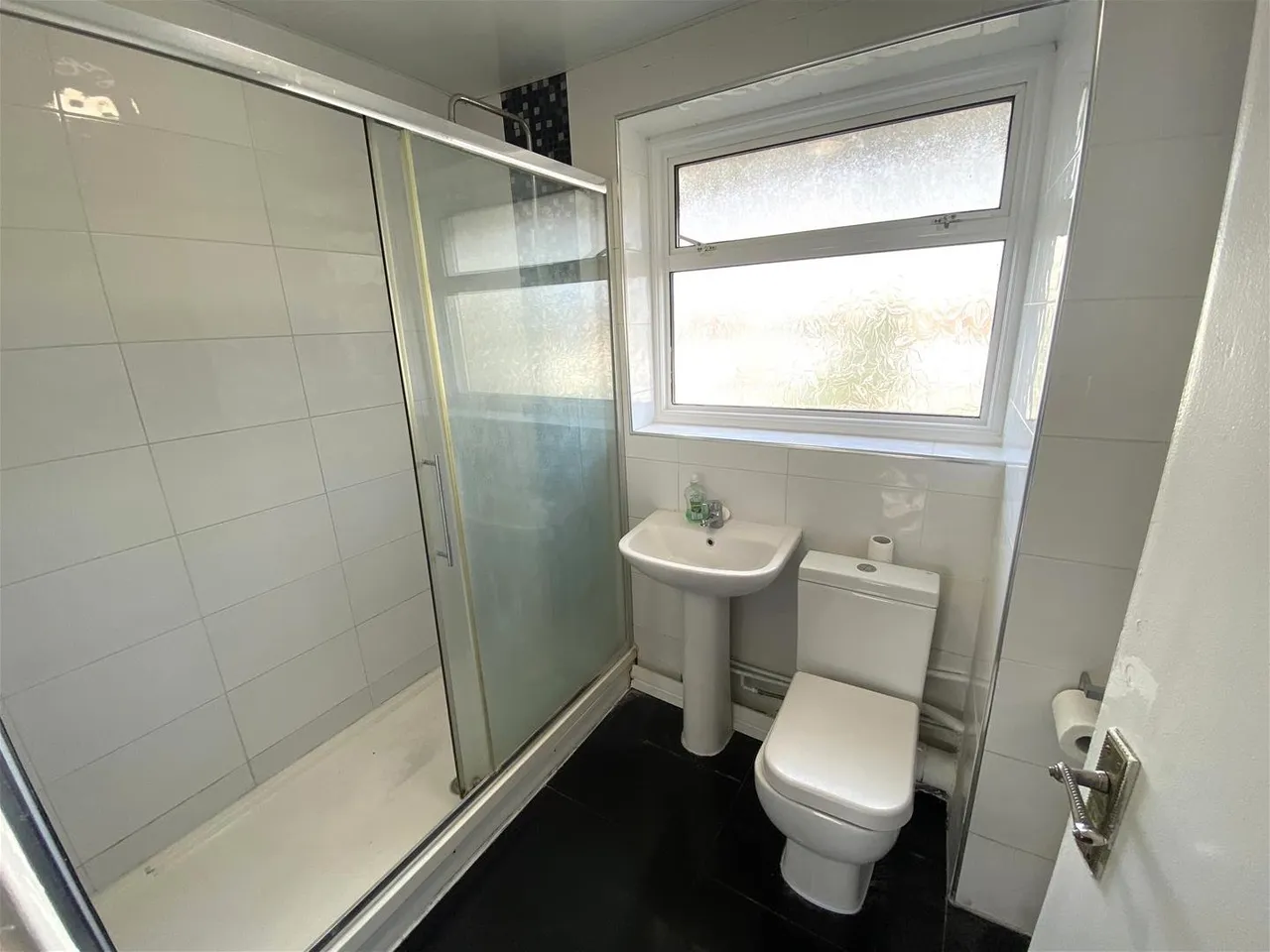 Norwood Road, Southall, photo 9