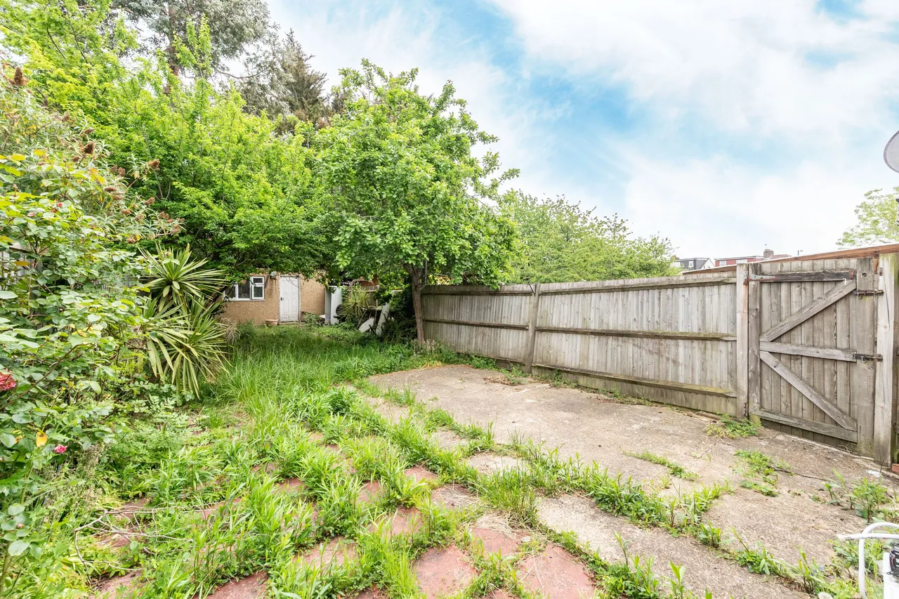 10 Hibbert Road, Harrow, photo 8