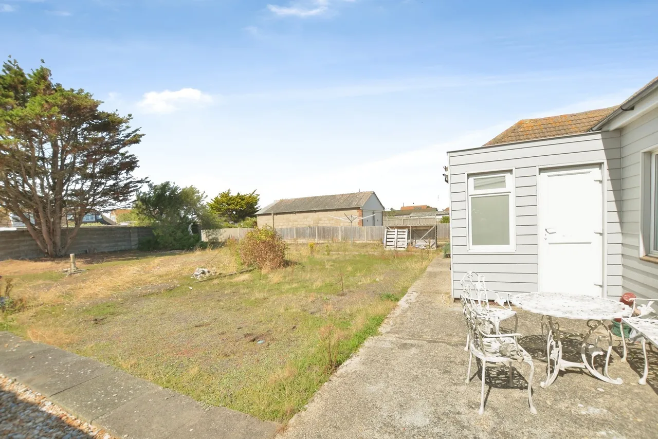 Coast Drive, Lydd on Sea, Romney Marsh, Kent, TN29, photo 13