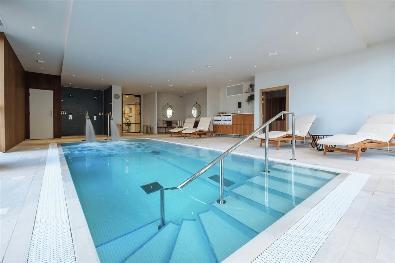 Chapelwood, Wilmslow, photo 9