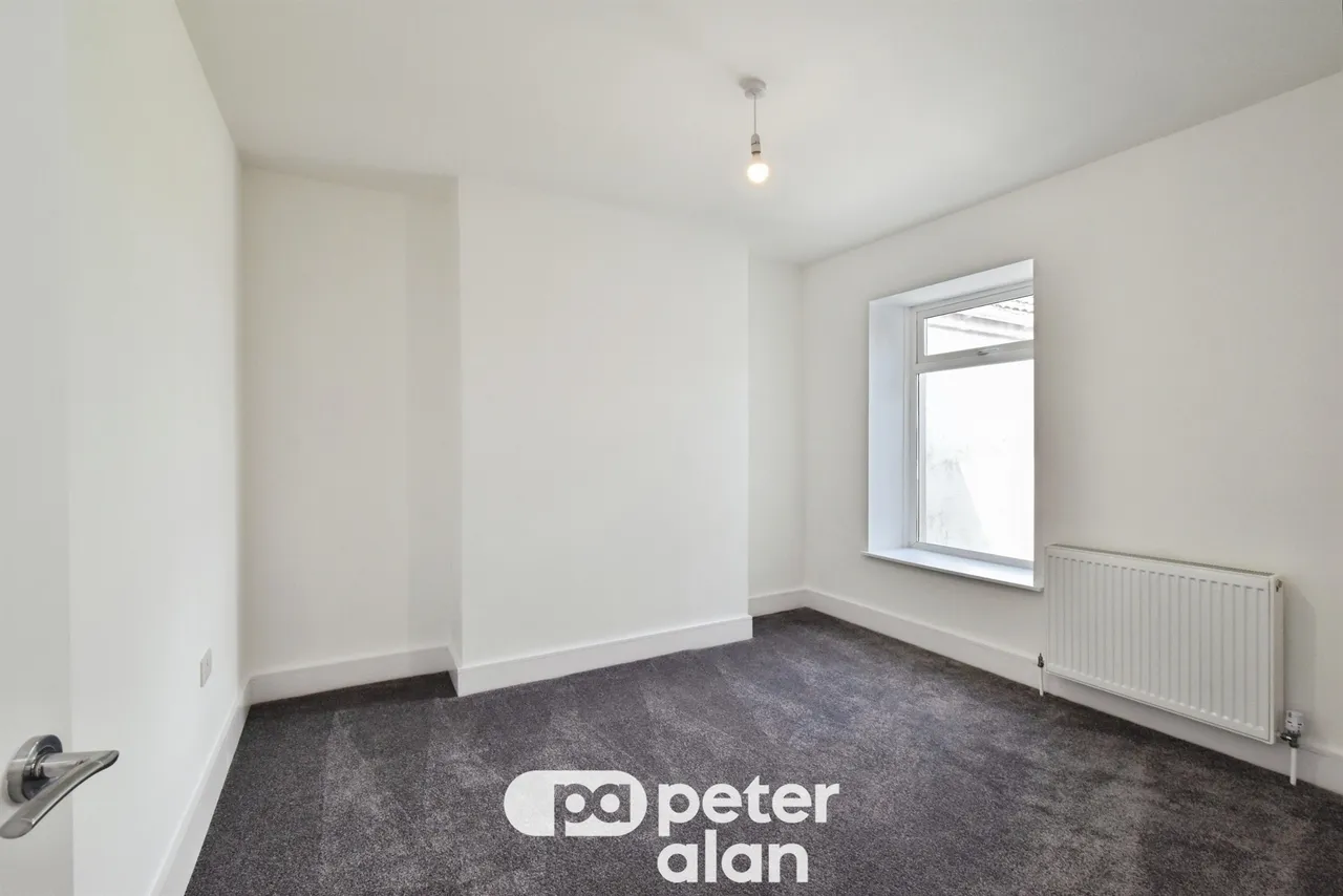 Tucker Street, Neath, SA11, photo 15