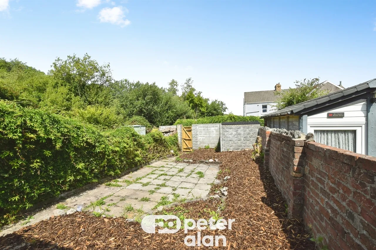 Tucker Street, Neath, SA11, photo 6