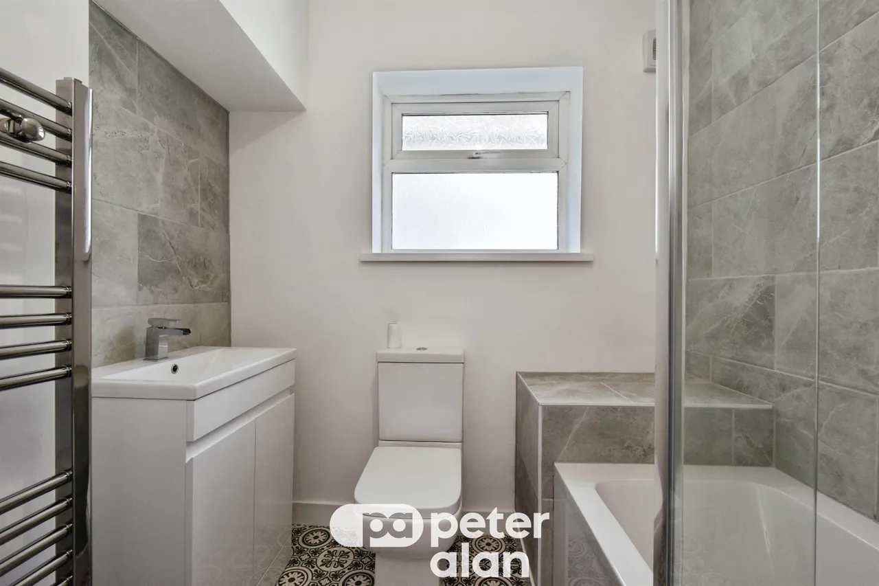 Tucker Street, Neath, SA11, photo 14