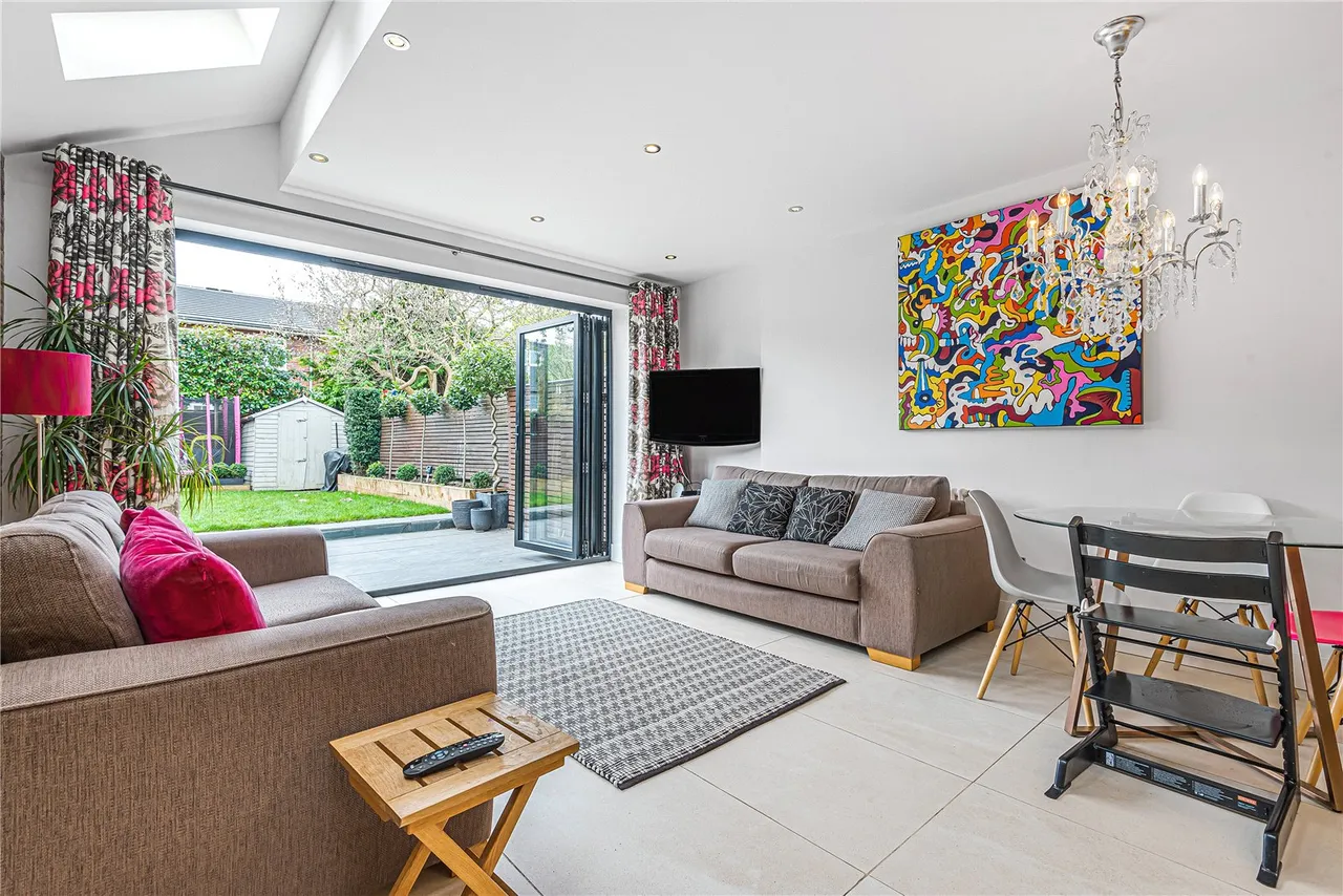 Fulwell Road, Teddington, TW11 0RH, photo 5