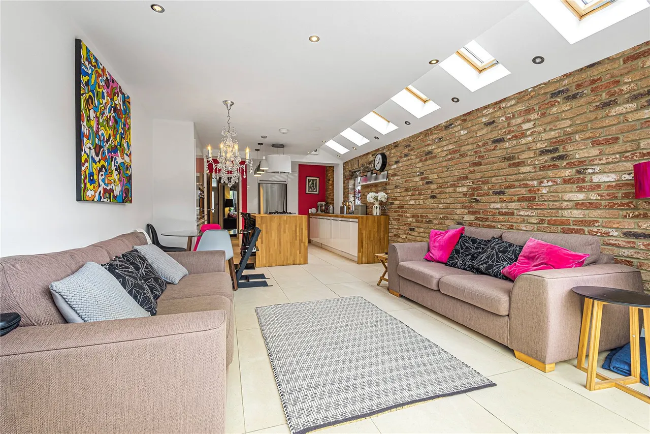 Fulwell Road, Teddington, TW11 0RH, photo 4