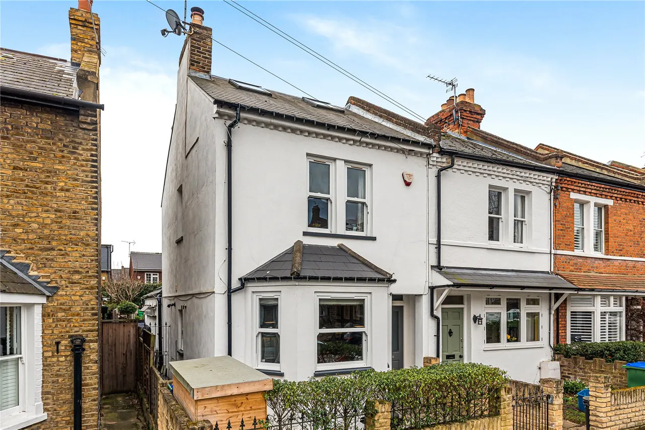 4 bed house for sale — Fulwell Road, Teddington, TW11 0RH