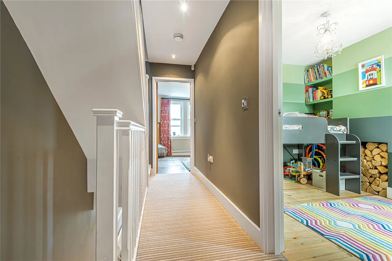 Fulwell Road, Teddington, TW11 0RH, photo 8