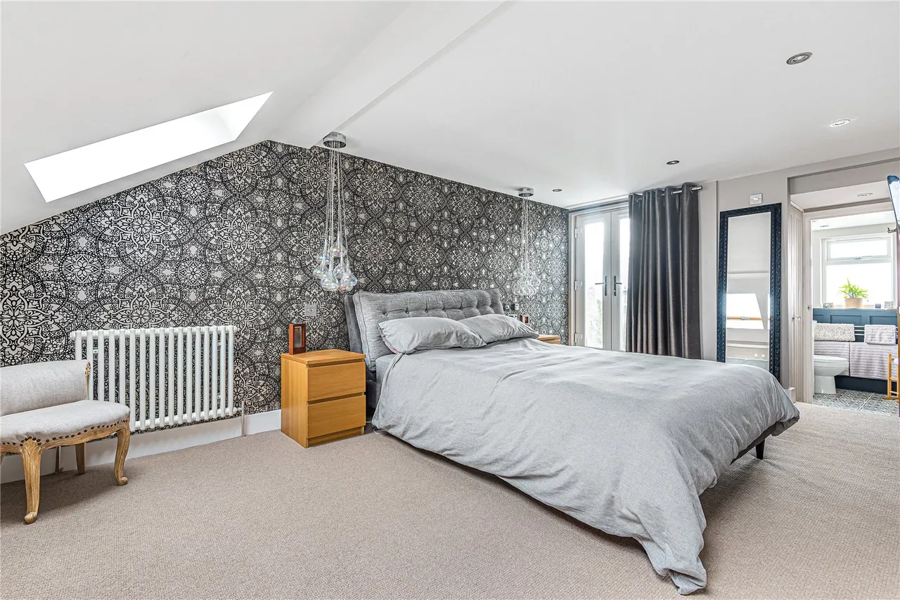 Fulwell Road, Teddington, TW11 0RH, photo 9