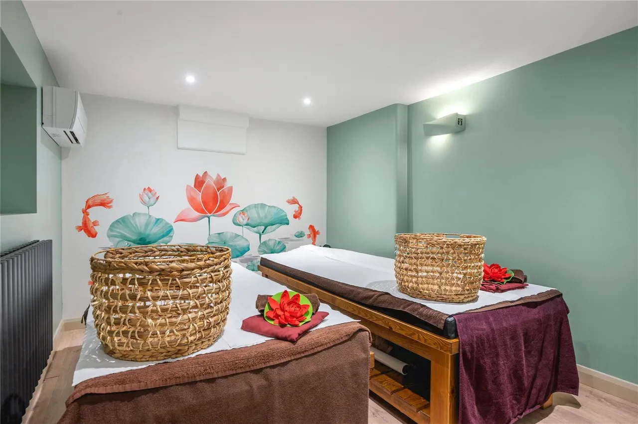 Upper Street, Angel, N1, photo 8