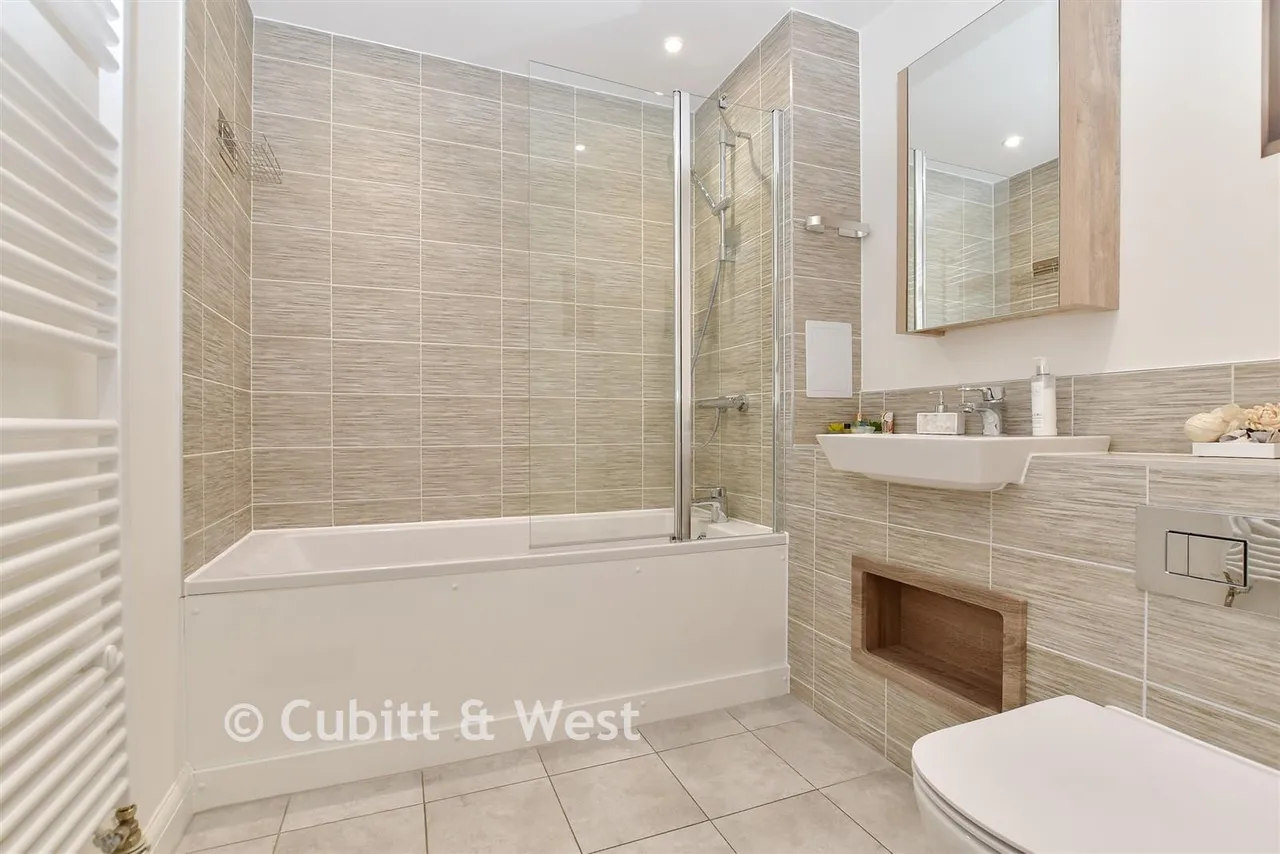 London Road, Wallington, SM6, photo 5