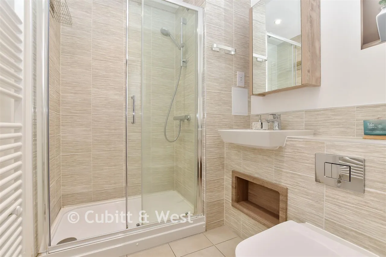 London Road, Wallington, SM6, photo 6