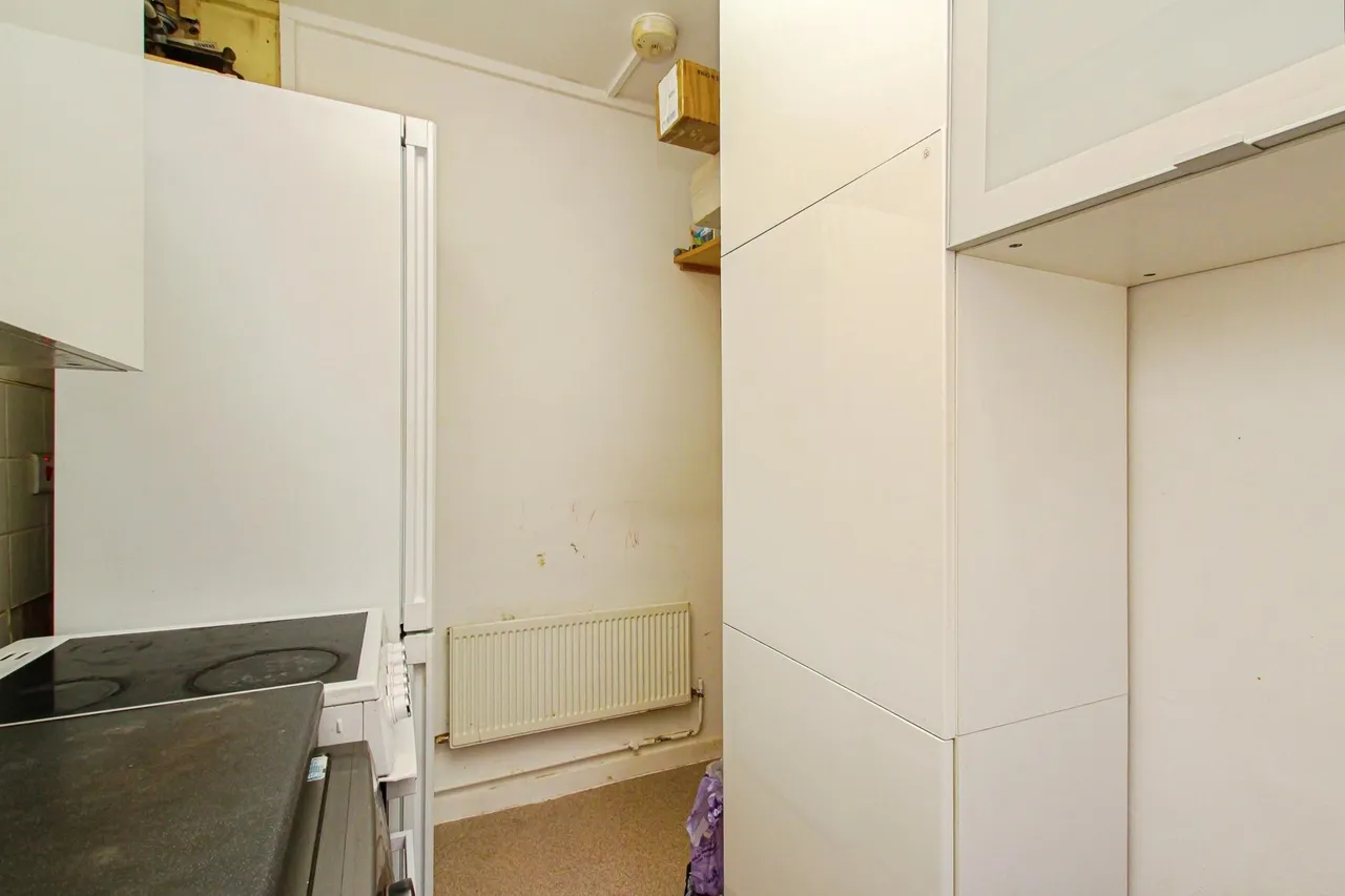 Gibson Close, London, E1, photo 11