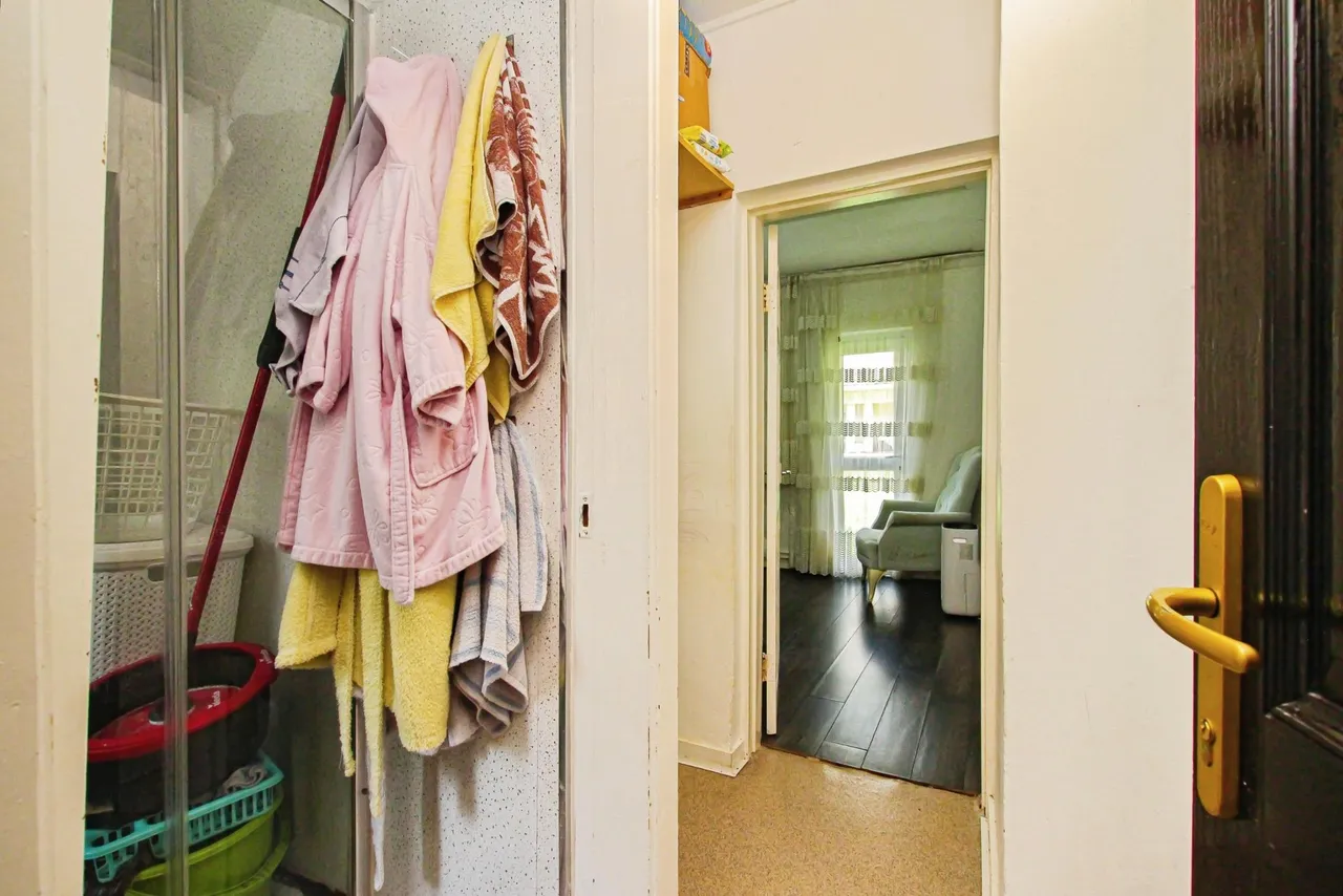 Gibson Close, London, E1, photo 15