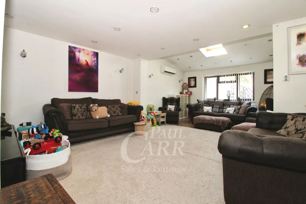 Santolina Drive, Tame Bridge, WS5, photo 4