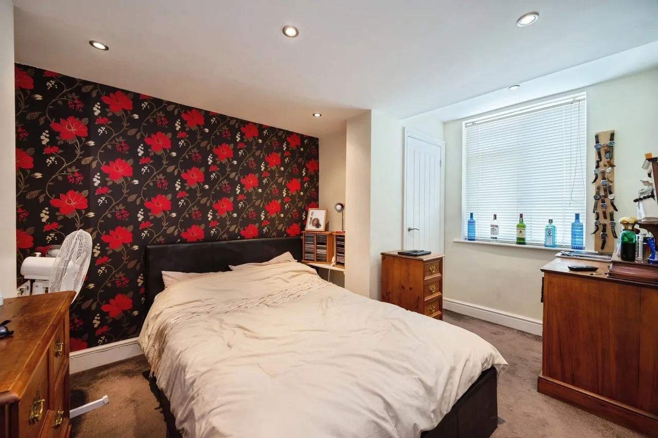 Elm Close Estate, Hayling Island, PO11, photo 9
