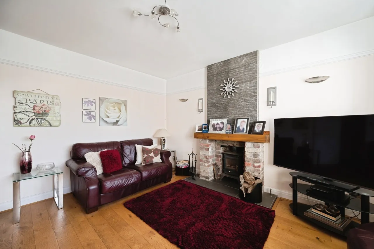 Elm Close Estate, Hayling Island, PO11, photo 14