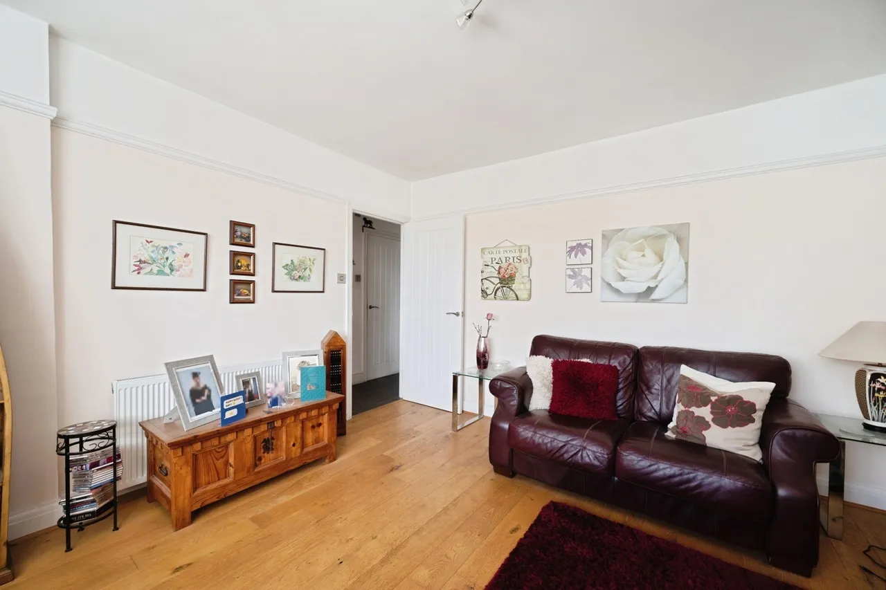 Elm Close Estate, Hayling Island, PO11, photo 15