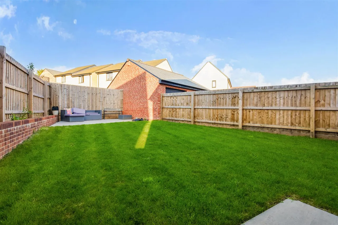 Mary Drive, Cullompton, photo 22