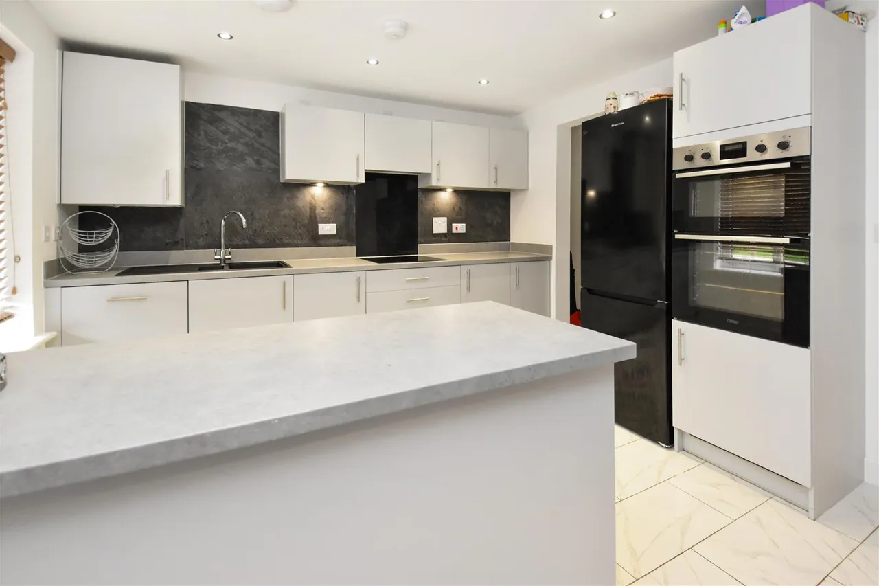 Mary Drive, Cullompton, photo 9
