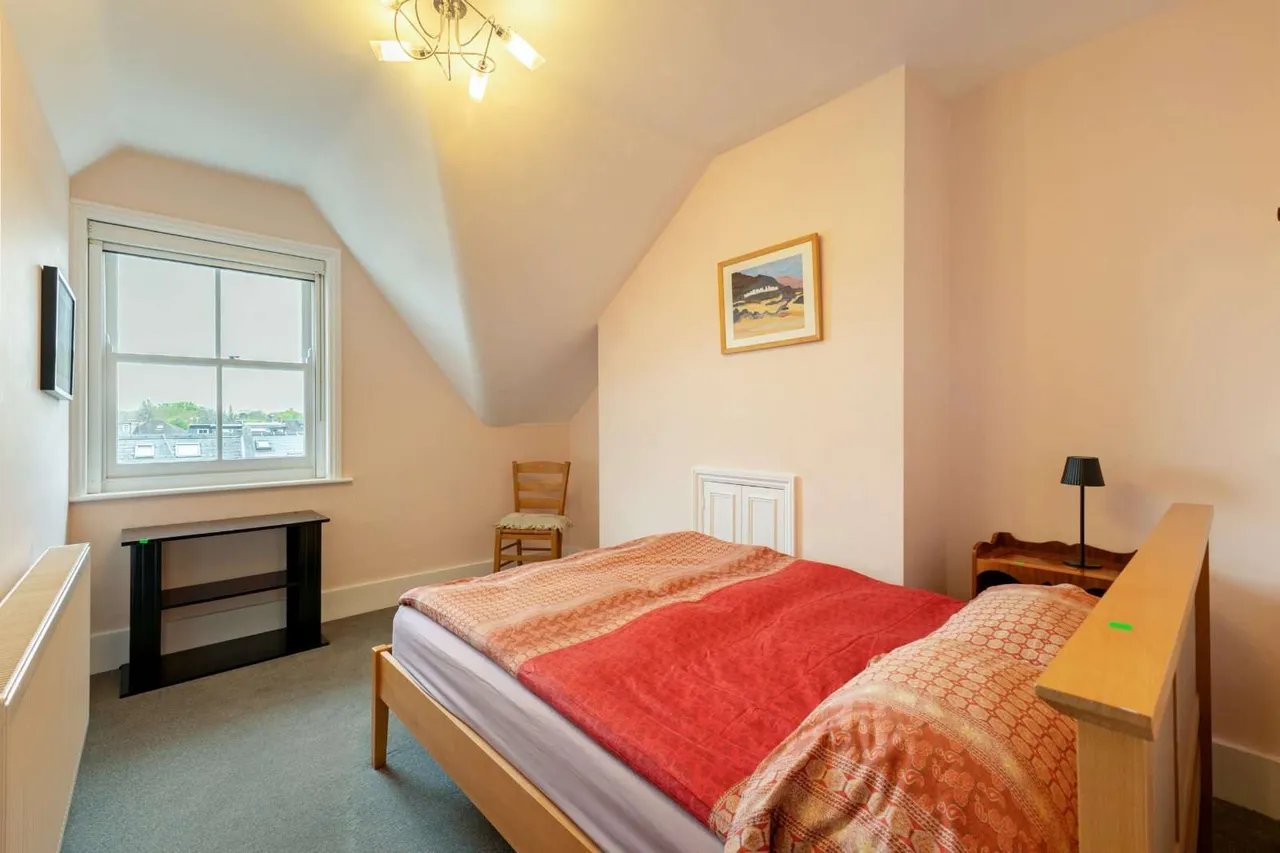 Bridgeman Road, Teddington, TW11, photo 9