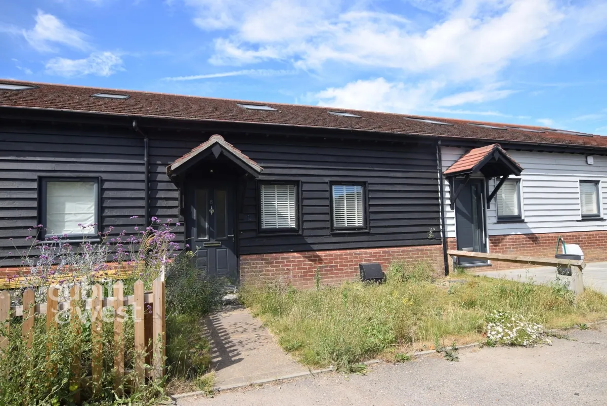 4 bed house to rent, Loxwood Road, Alfold, GU6