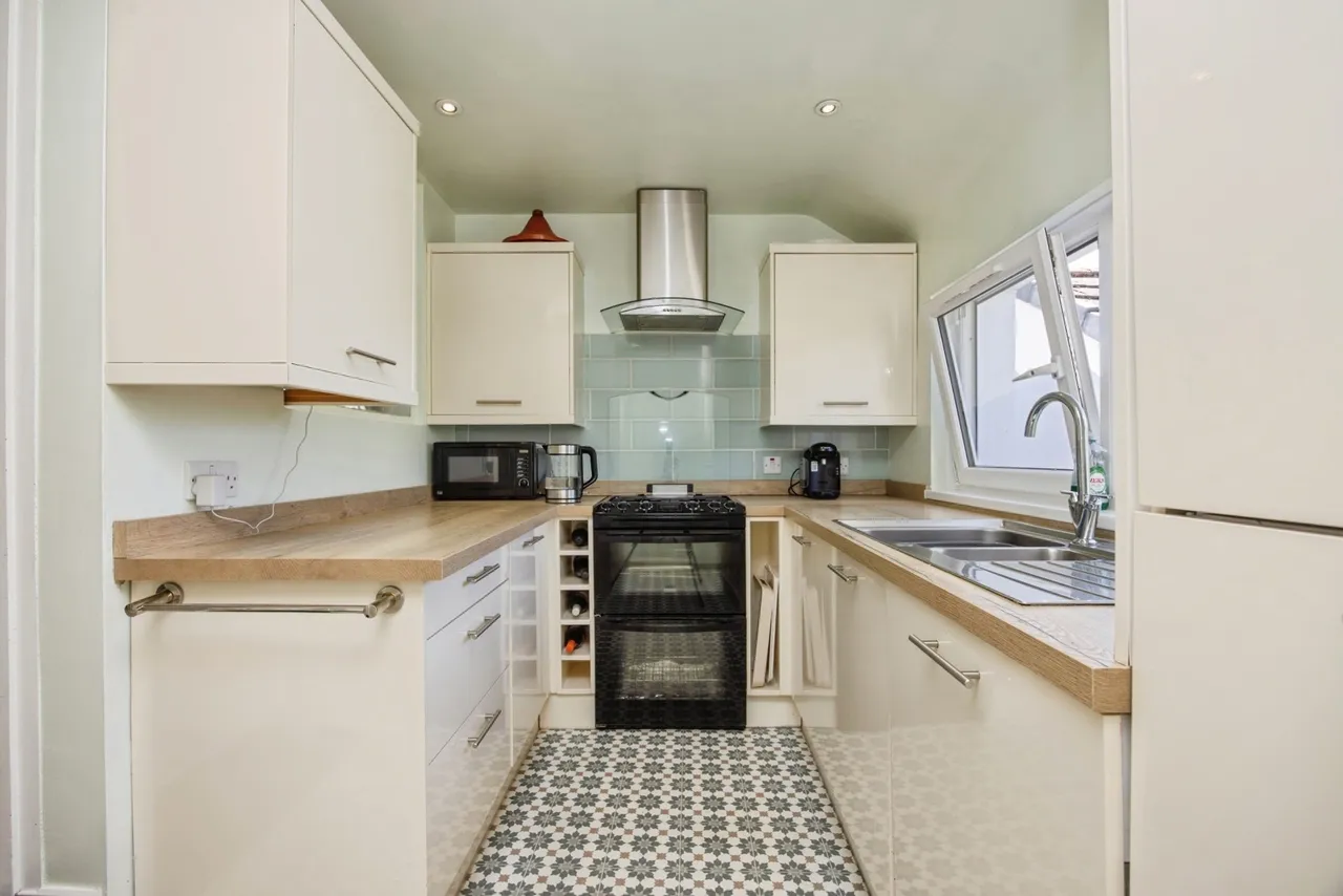 Porthpean Road, St. Austell, PL25, photo 7