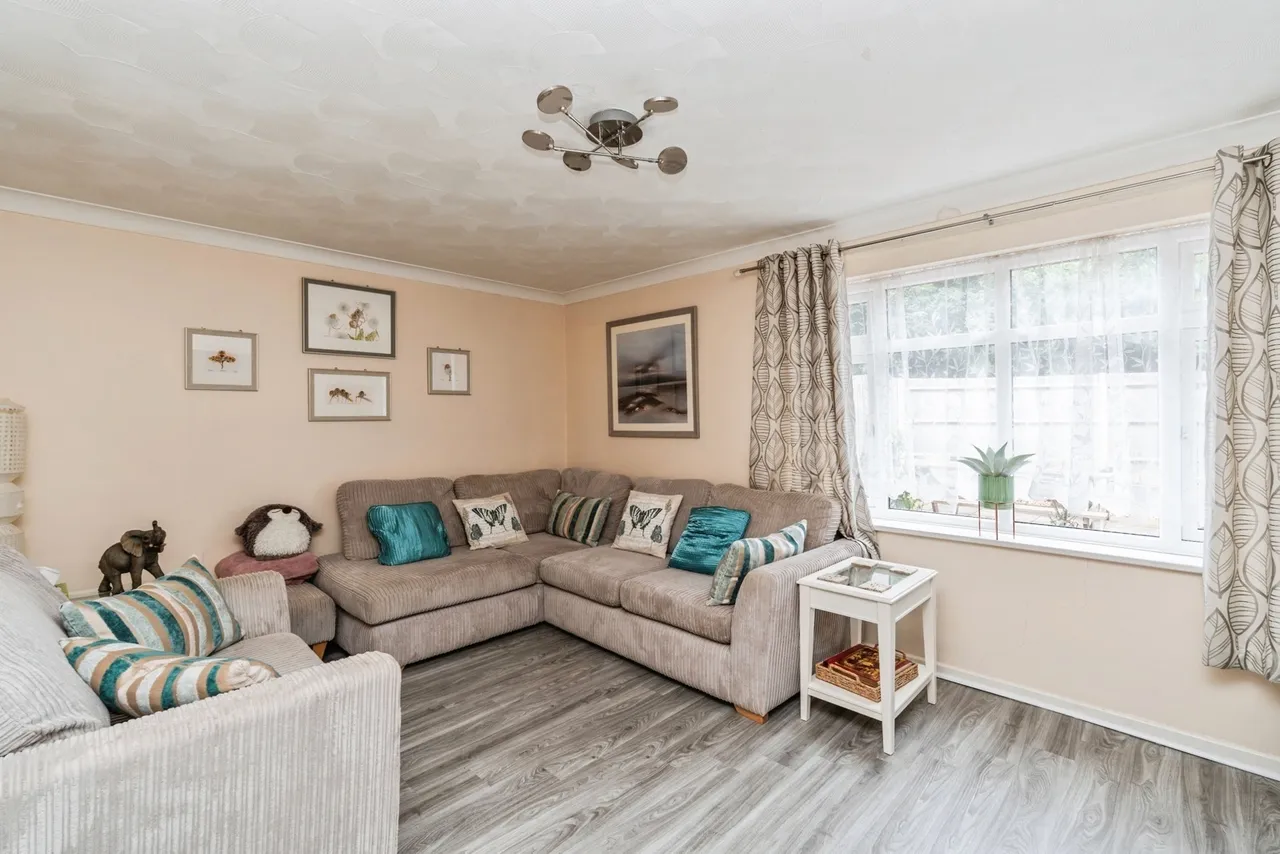 Longbridge Close, Calmore, SO40, photo 8