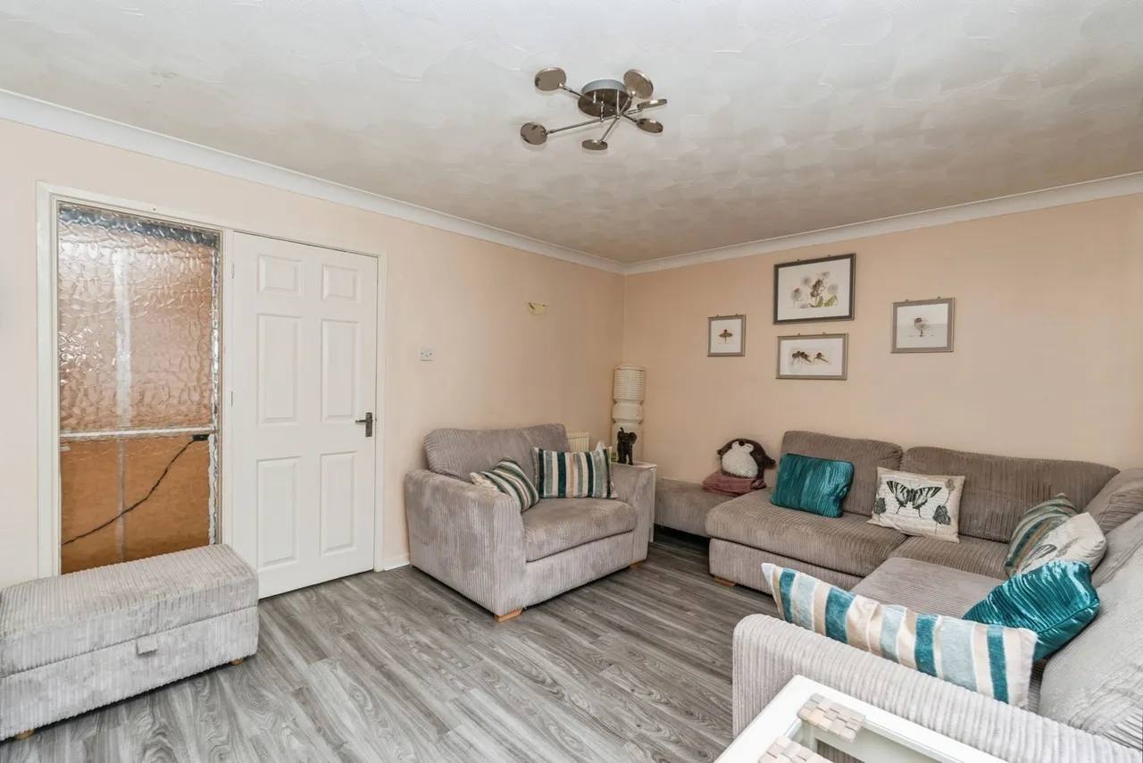 Longbridge Close, Calmore, SO40, photo 9