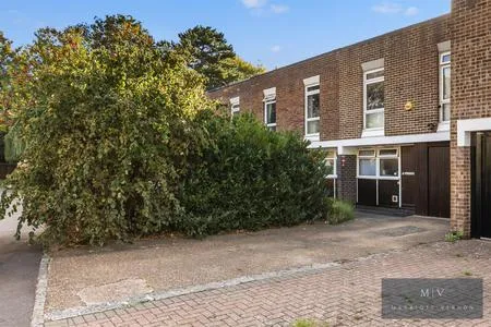 Tipton Drive, Croydon, photo 14