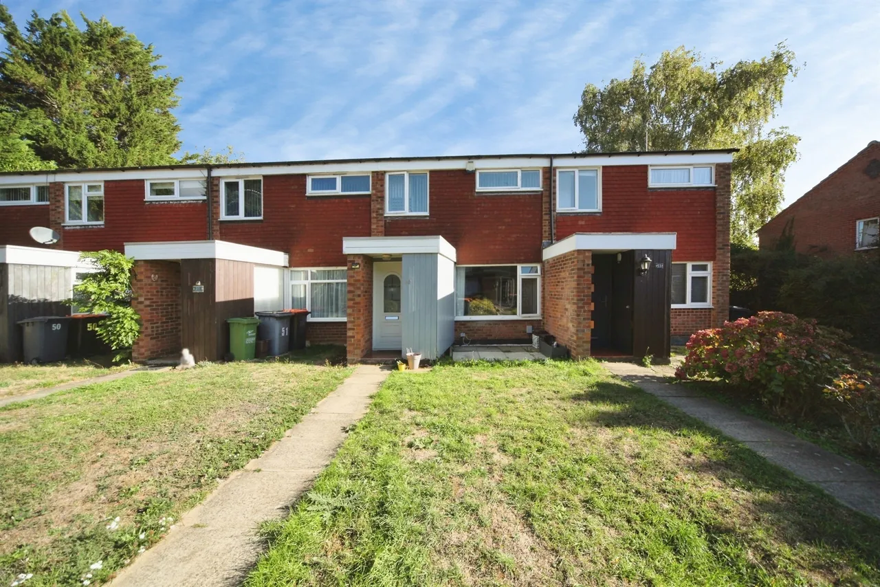 2 bed house for sale, Birchside, Dunstable, LU6