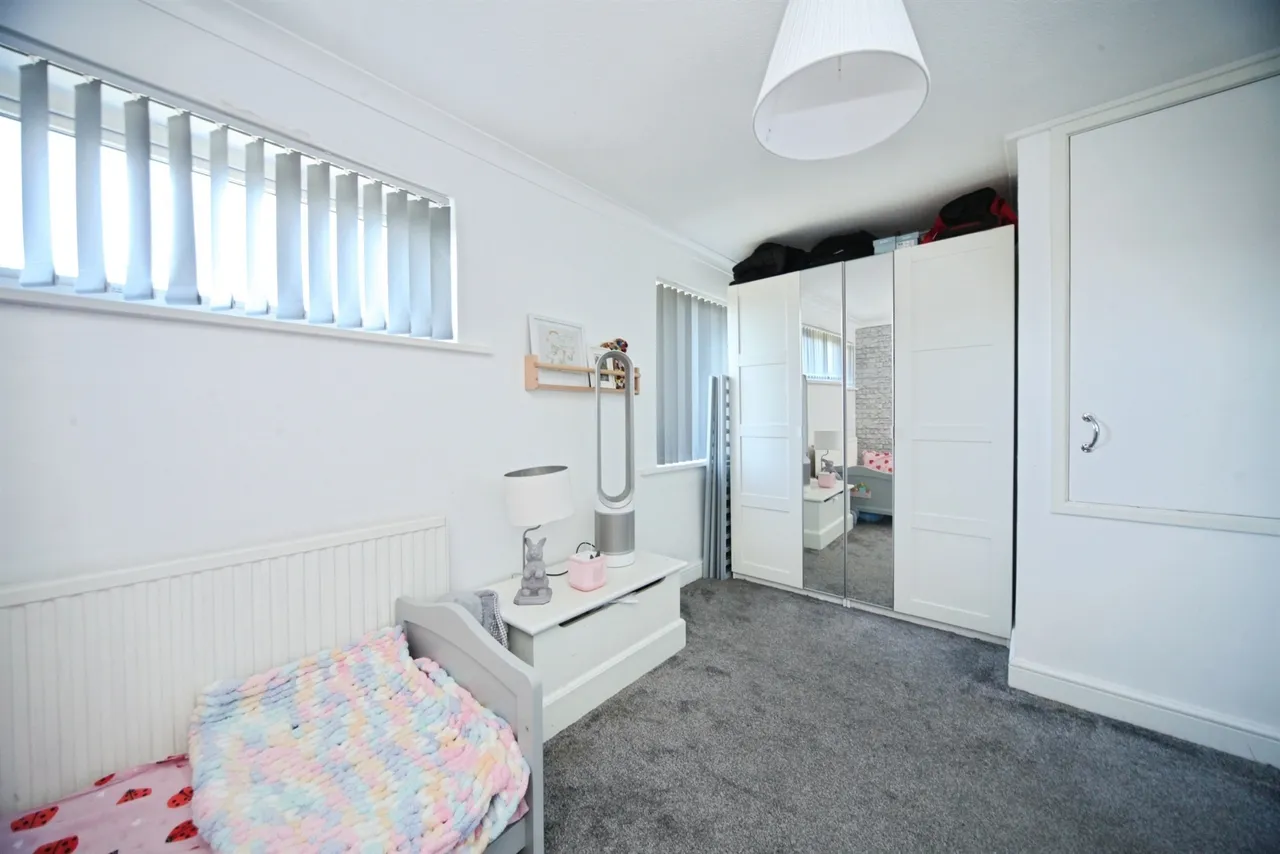 Birchside, Dunstable, LU6, photo 13