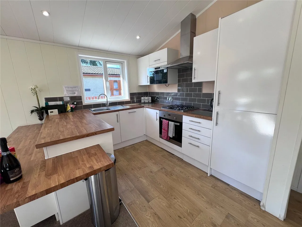 Borwick Lane, Dock Acres, LA6, photo 3
