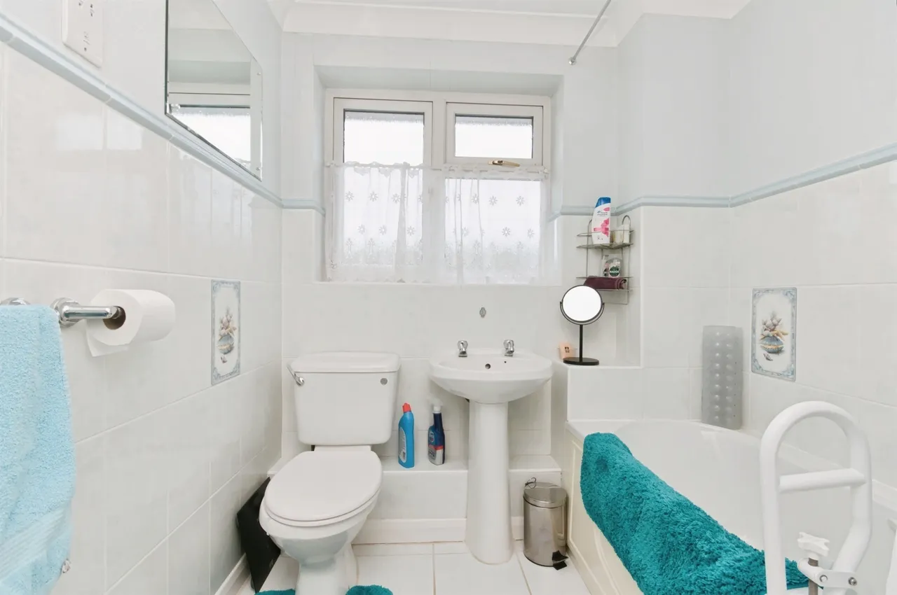 Grasmere Close, Eastbourne, BN23, photo 16