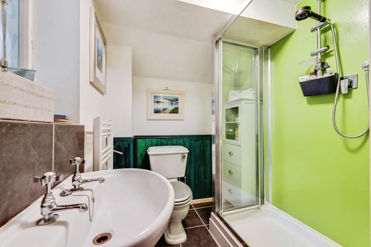 Ransome Close, Shaw, SN5, photo 10