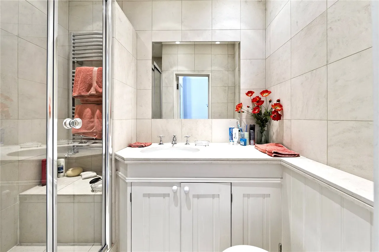 Elsham Road, London, W14, photo 3