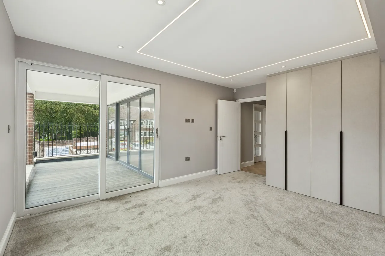 Flat 4 The Catsey Catsey Lane, Bushey..., photo 5