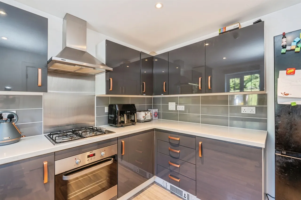 Battenberg Close, Romsey, SO51, photo 4