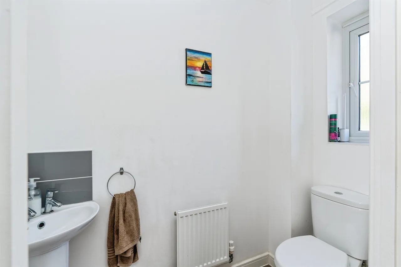 Battenberg Close, Romsey, SO51, photo 10