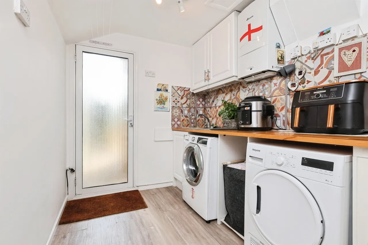 Southfield Avenue, Castle Bromwich, B36, photo 14