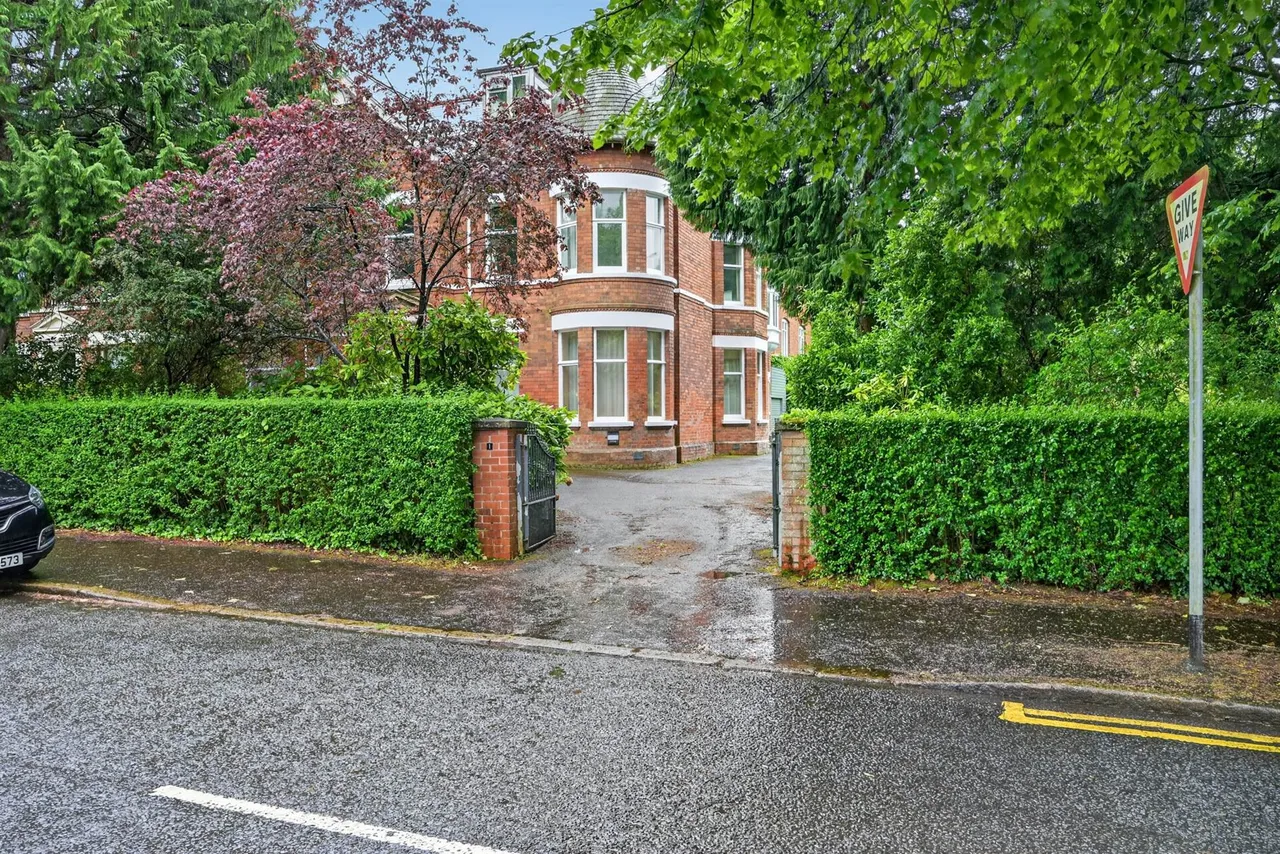 Deramore Park, Belfast, BT9, photo 31