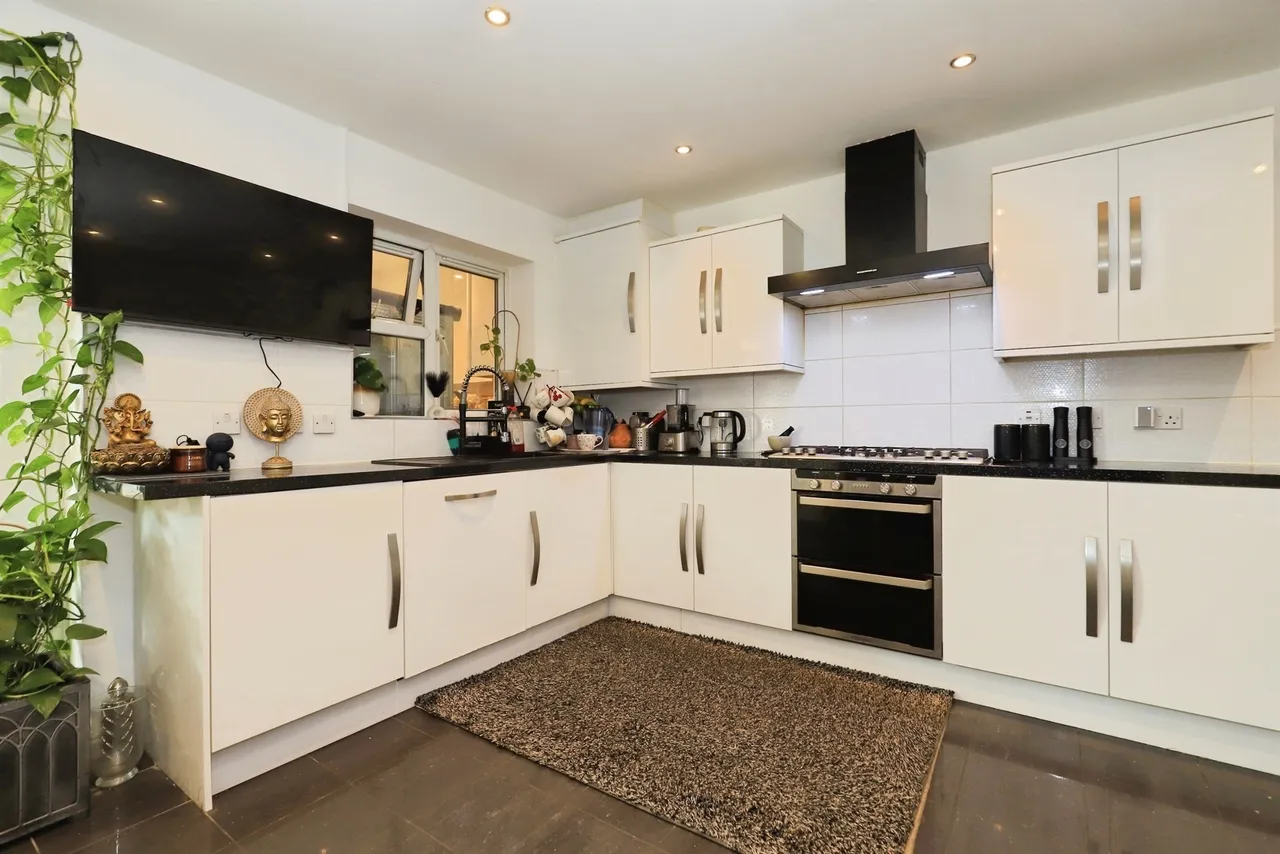 Yale Road, Willenhall, WV13, photo 3
