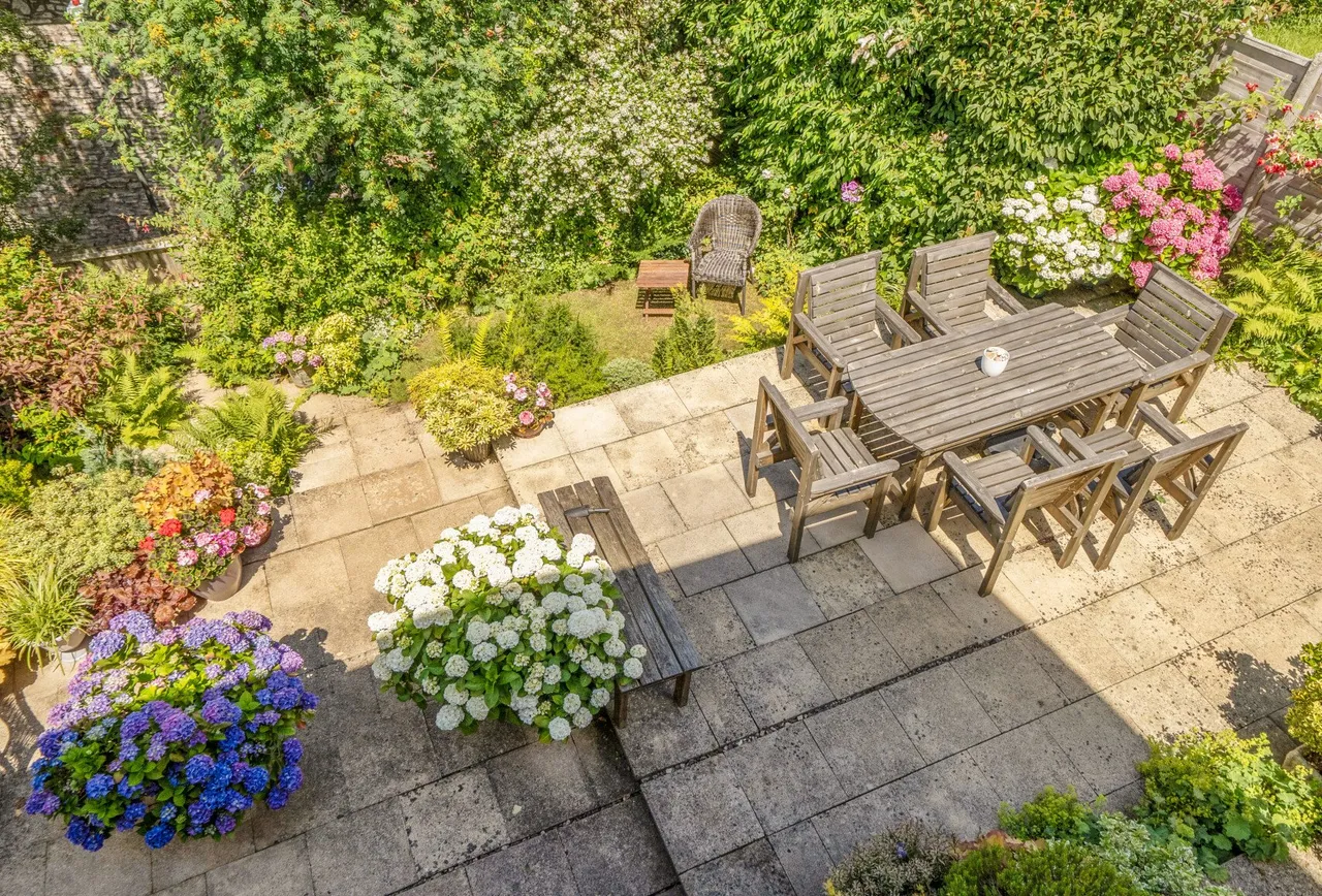 Brendon Close, Gloucestershire, Oldland Common, BS30 8QE, photo 17