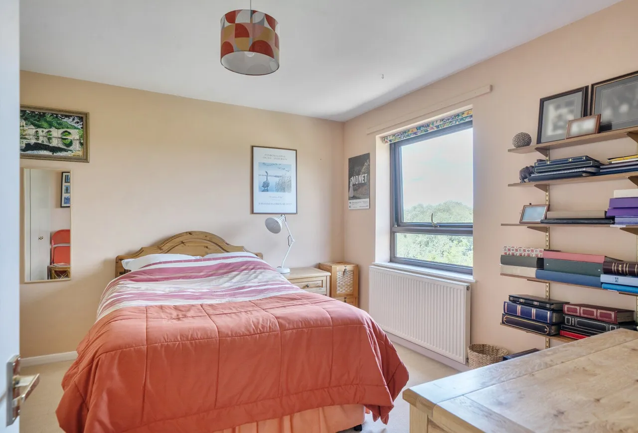 Brendon Close, Gloucestershire, Oldland Common, BS30 8QE, photo 12