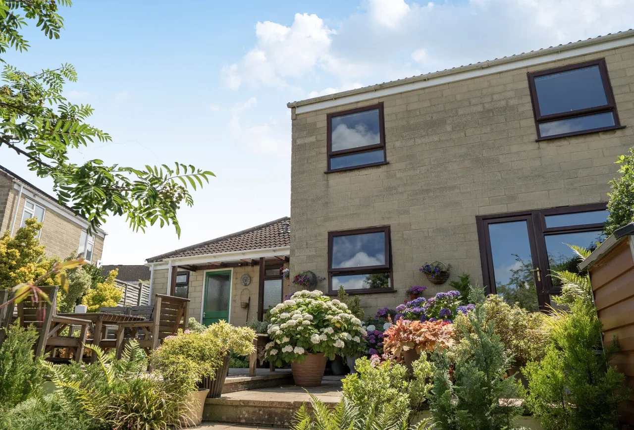 Brendon Close, Gloucestershire, Oldland Common, BS30 8QE, photo 18