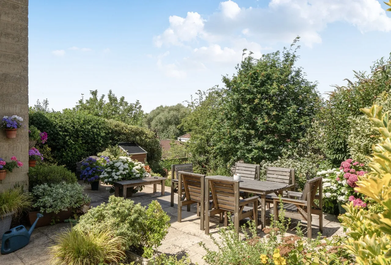 Brendon Close, Gloucestershire, Oldland Common, BS30 8QE, photo 19