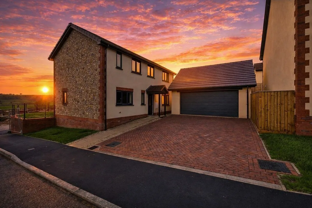 Valley View, Combe St. Nicholas, TA20, photo 27