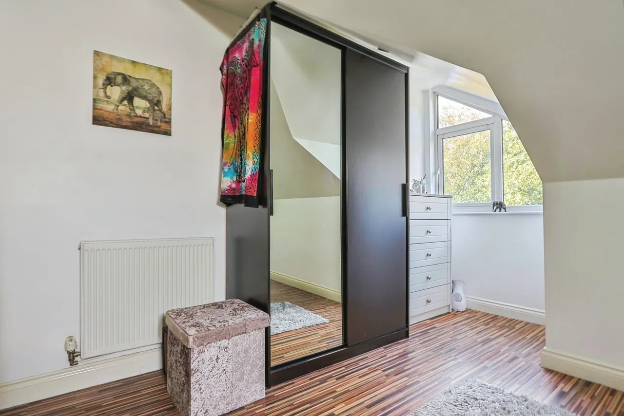 Avon Close, Bournemouth, BH8, photo 12